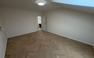 NOU. Disponibil imediat. Decomandat. Zona Soarelui - Poză 14