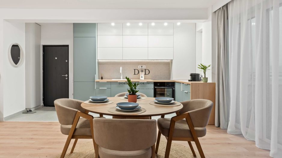 Apartament 2 camere de închiriat + Parcare | Europa | Prima închiriere - Poză 1