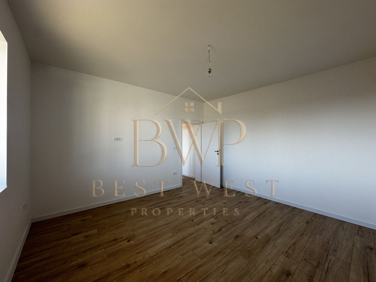 Apartament 3 camere, curte proprie, Urseni - Poză 8
