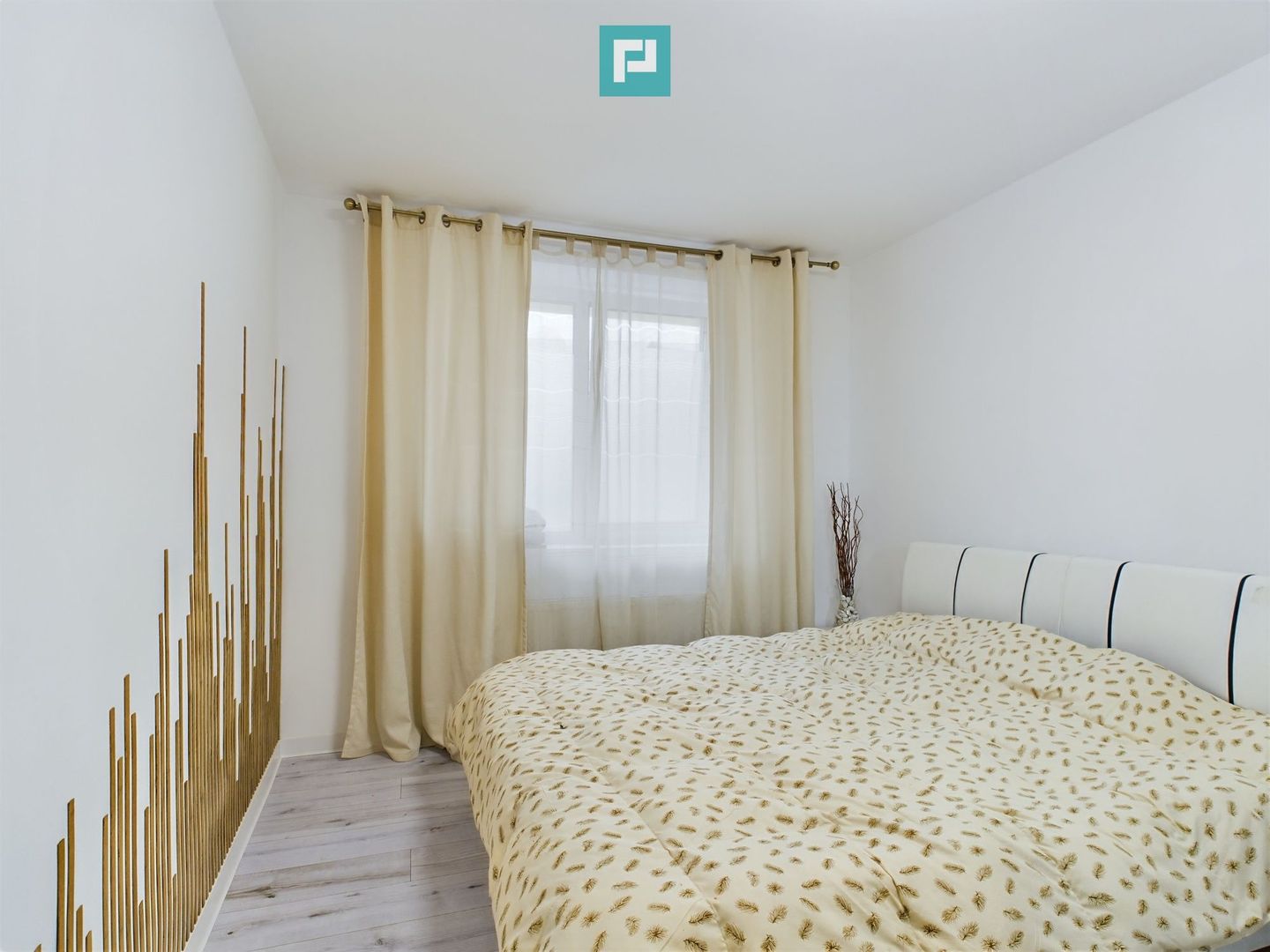 Apartament cu 2 camere la curte , renovat recent - Poză 12