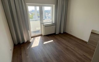 De vanzare Apartament 4 Camere Unirii - Centrul Civic - Poză 2