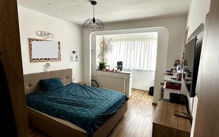 Apartament cu 4 camere si 2 bai | 84 mp | decomandat | zonă centrală - Poză 2