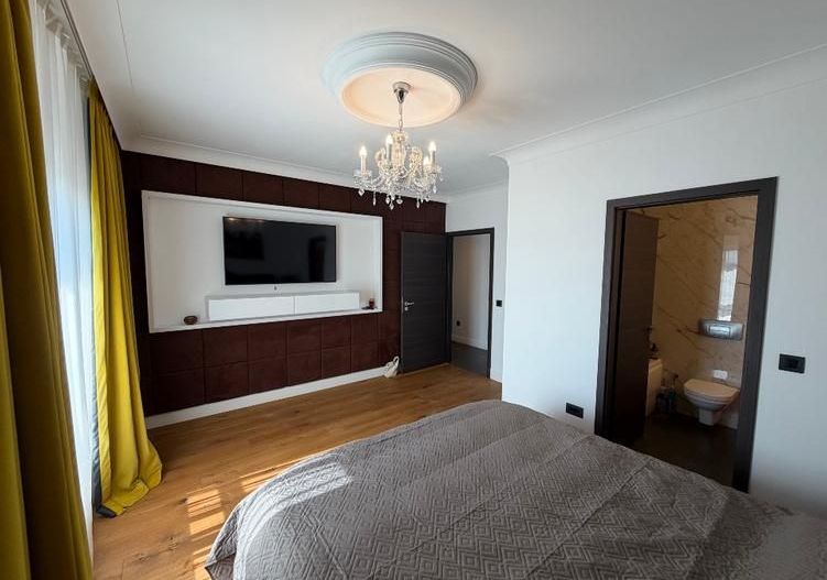 Apartament premium cu 4 camere, terasă panoramică și 2 parcări - Poză 5