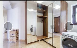 De inchiriat 3 camere curte, mobilat-Prelungirea Ghencea - Poză 2