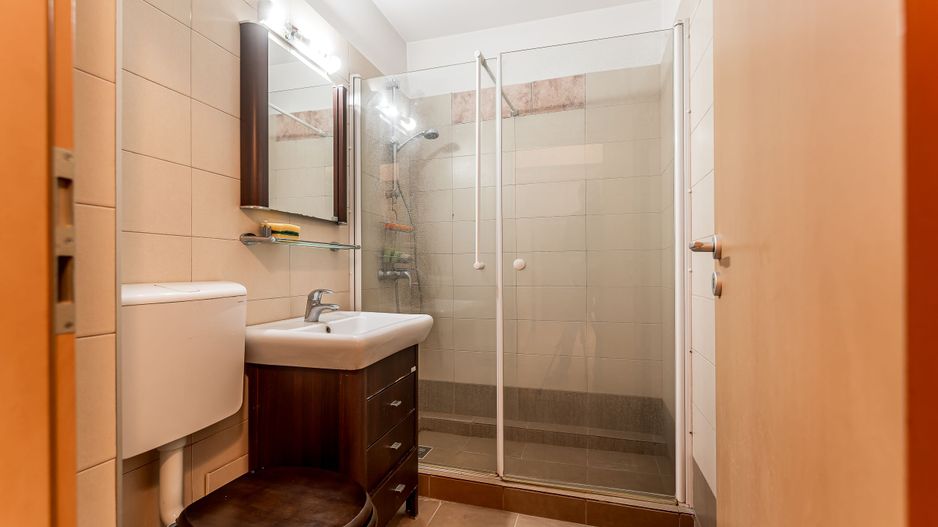 78.900 EURO! Apartament 2 camere, etaj 2, bloc cu lift, Libelula, Arad - Poză 5