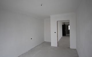 Apartamet 3 camere in Ghiroda - Poză 6