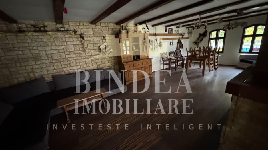 Oportunitate investitie: două reședințe de vacanță/ cabane 3940mp teren - Poză 3