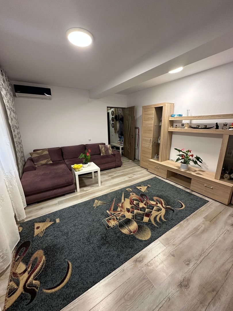 Apartament decomandat 3 Camere Turnu Magurele - Poză 2