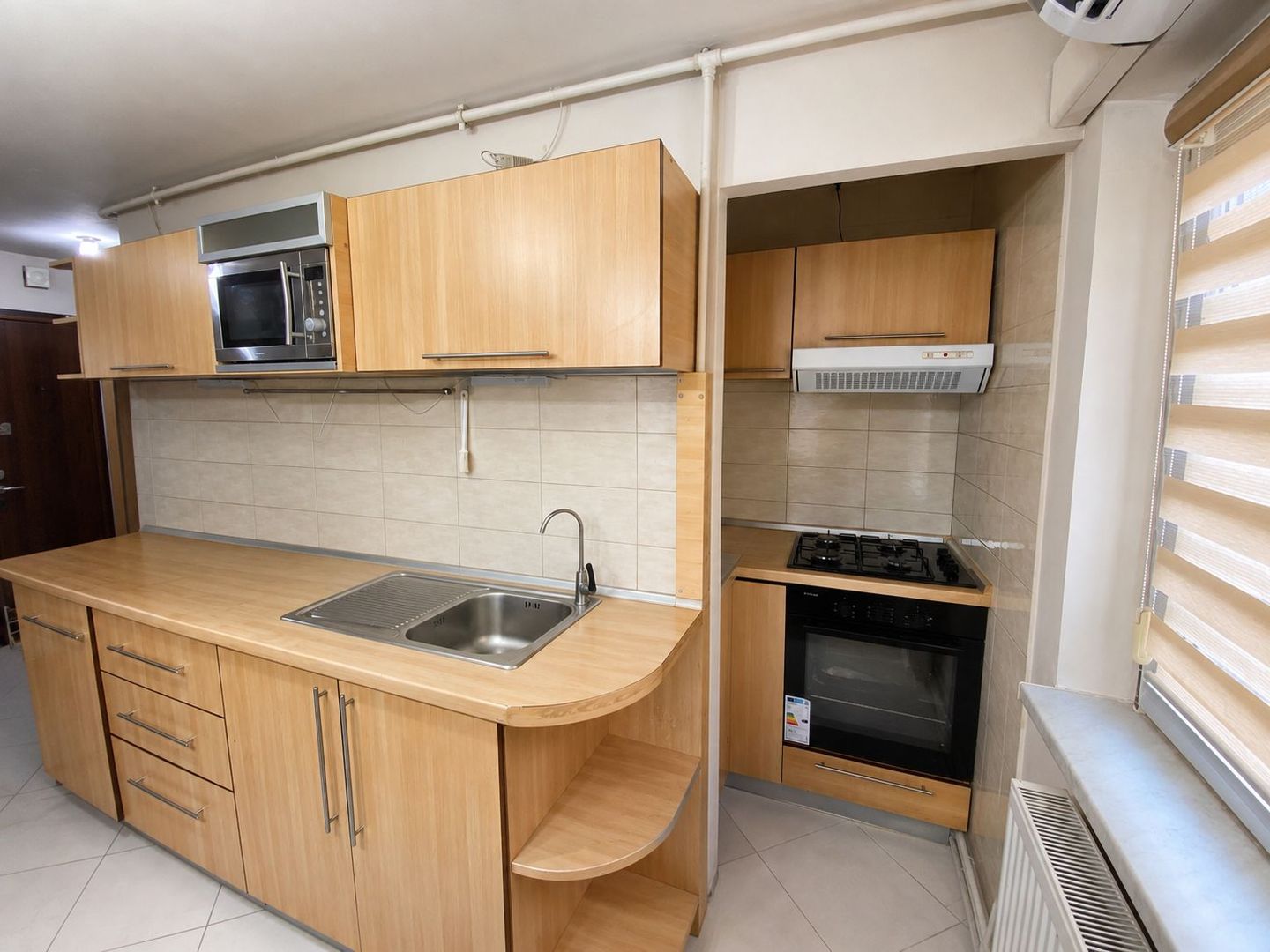 COMISION 0, Apartament 3 Camere, Decomandat, 3 Balcoane, Zona Aradului - Poză 8