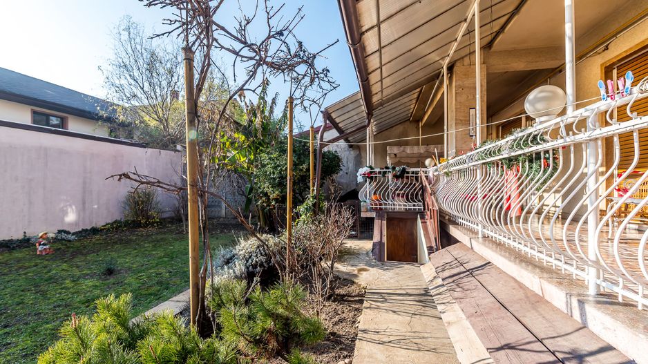 Vilă cu 4 apartamente aproape de centrul Timișoarei - Poză 5