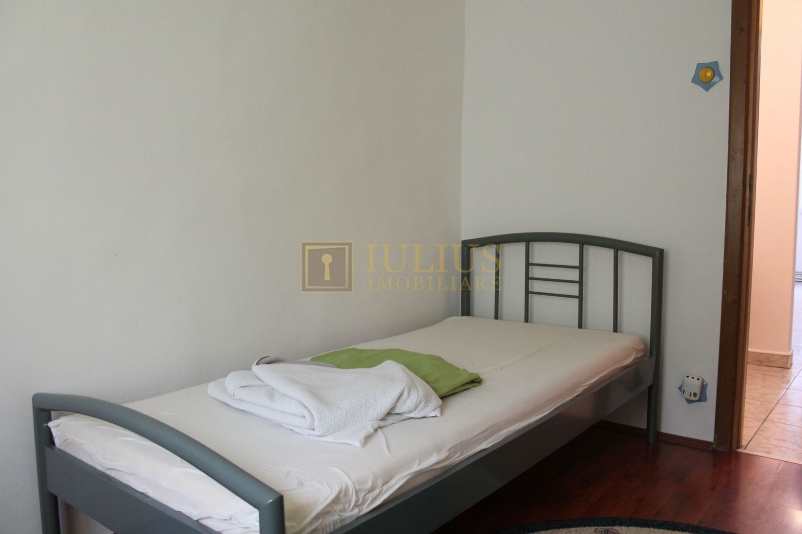 Lipovei, 3 dormitoare, centrala proprie, bucatarie inchisa, garaj inclus! - Poză 12