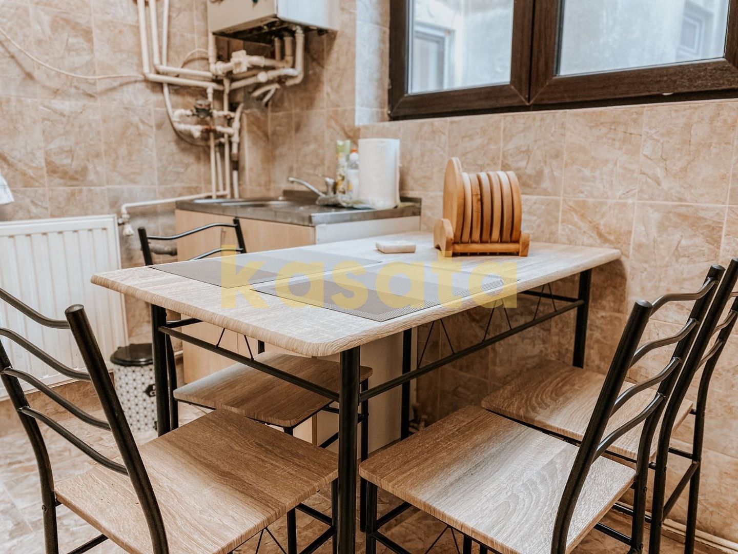 Apartament 4 camere ultracentral | Etaj 3/3 | Lift și renovare - Poză 2