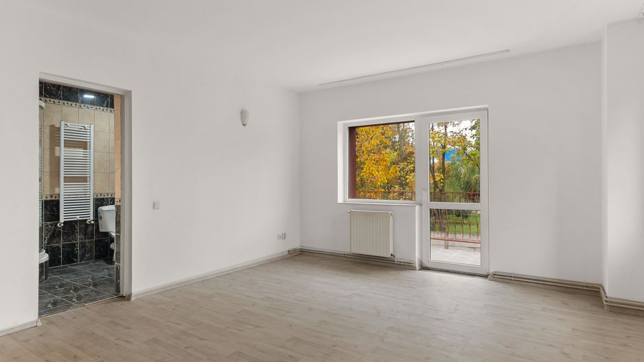 DE VANZARE  Vilă cu 14 camere PIPERA/VOLUNTARI/ROND OMV - Poză 12