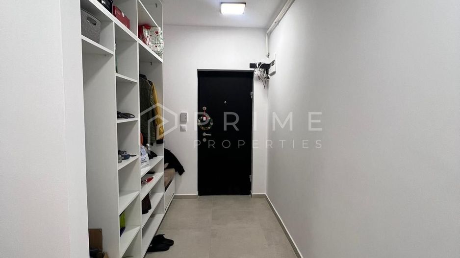Apartament modern cu 3 camere, bloc nou cu lift și parcare privată - Poză 5
