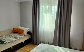 Casa cu 3 apartamente în Dumbravita aproape de pădure - Poză 12