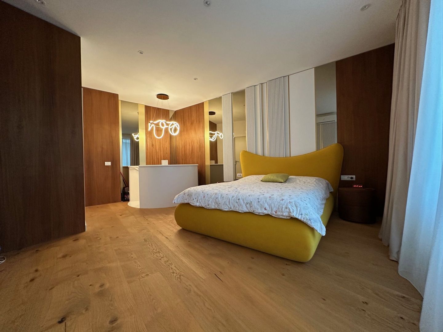 Apartament pe 2 niveluri - Poză 24