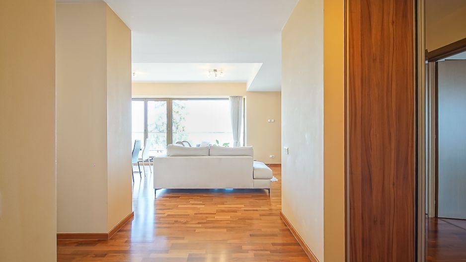 2 CAMERE 81 MP | DOUA BAI, TERASA SI BOXA | BELLEVUE DRUMUL POIENII - Poză 13