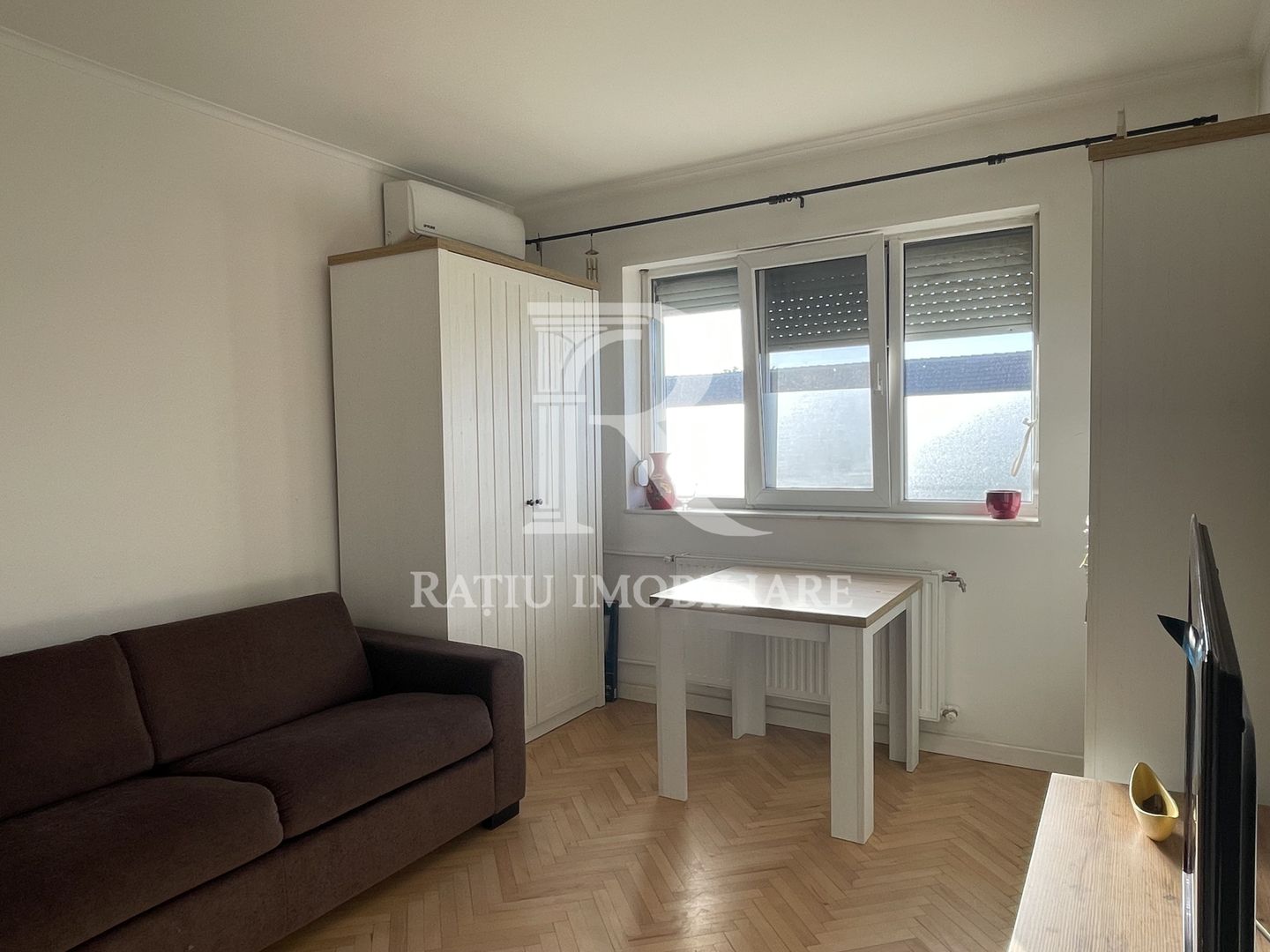 Apartament cu 2 camere | Rogerius | Oradea - Poză 3
