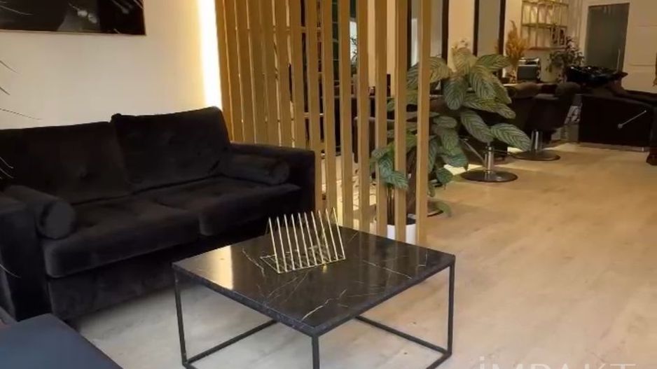 Spațiu comercial 120 m², Piața Cipariu– AFACERE la CHEIE - Poză 1