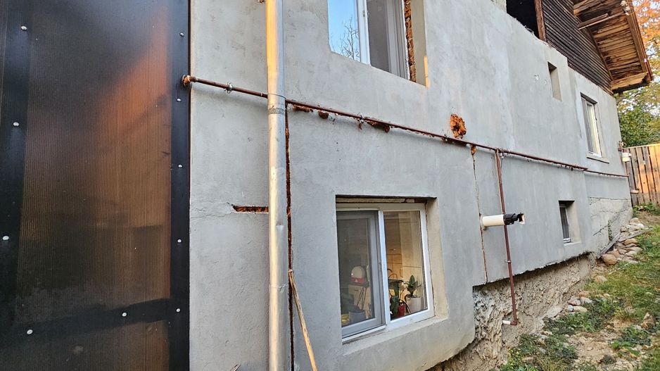 Casa 127mp mobilata/utilata+ anexa+garaj+beci+teren intravilan 1233 mp - Poză 24