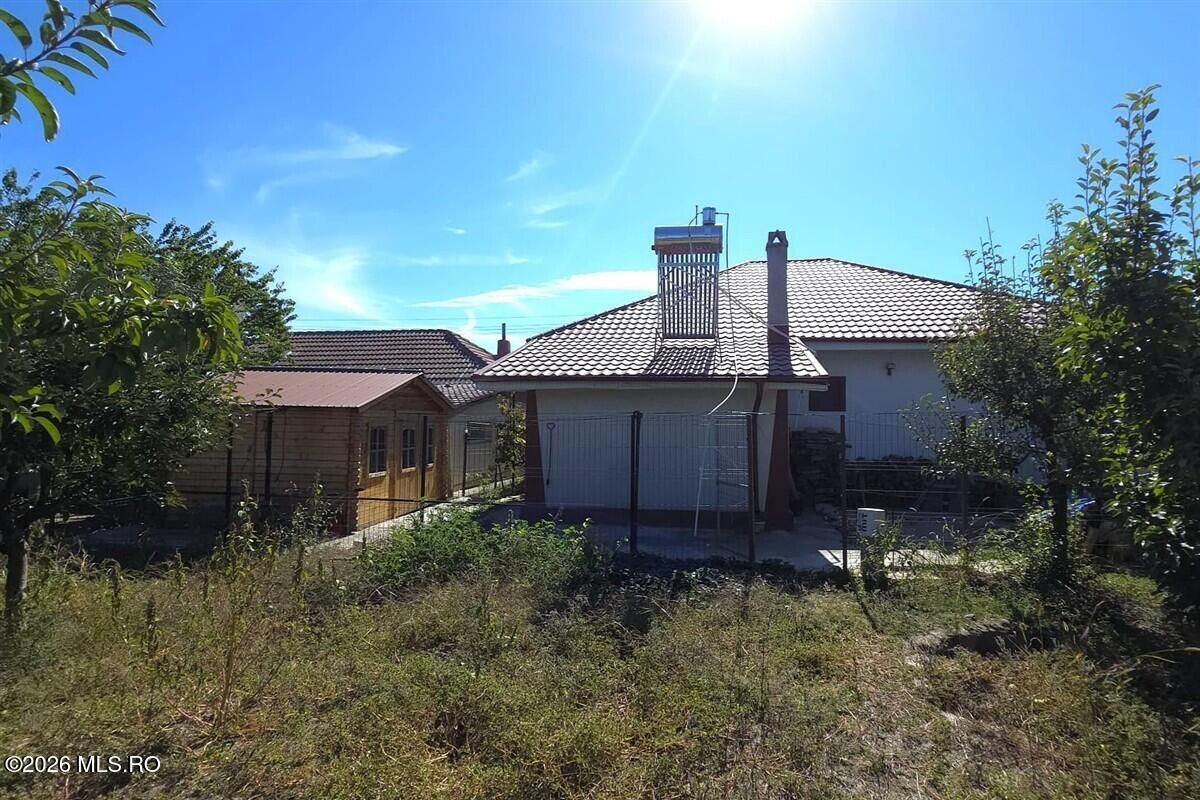 Castelu - Str. Florilor, casa din 2012, teren 737 mp si 106 mp utili - Poză 29