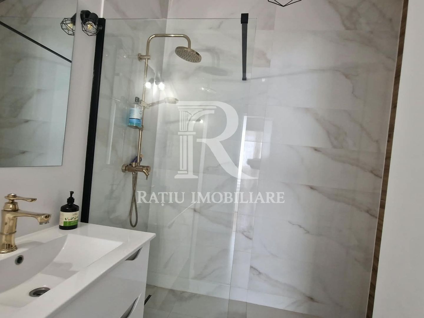 Apartament cu 2 camere | Vedere Panoramica | Prima Onestilor |  Oradea - Poză 3