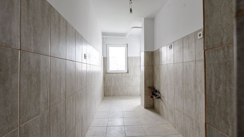 REZERVAT Pret redus Apartament cu 2 camere, renovat, in Vlaicu - Poză 5