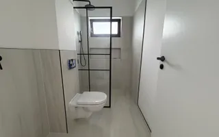 Triplex in Sacalaz | Finisaje premium | 4 camere | Asfalt | 2 balcoane - Poză 11