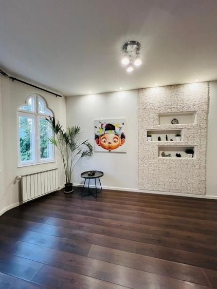 Apartament spațios și luminos într-o vilă interbelică –  Budapesta / Tineretului - Poză 2
