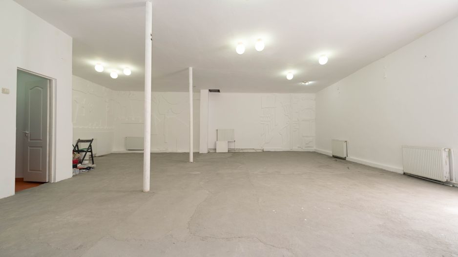 Spatiu comercial de 122mp în zona Grivita - Poză 2
