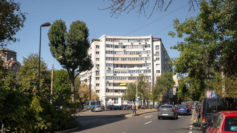 COMISION 0% - Garsoniera cu vedere spre Parcul Cismigiu - bloc Diham ( MAI) - Poză 5