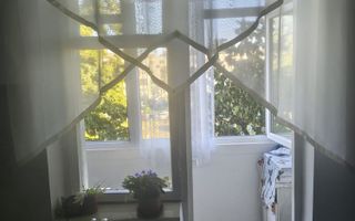 Apartament decomandat, 3 camere, 70 mp, zona Nicolina 1, Iași - Poză 3