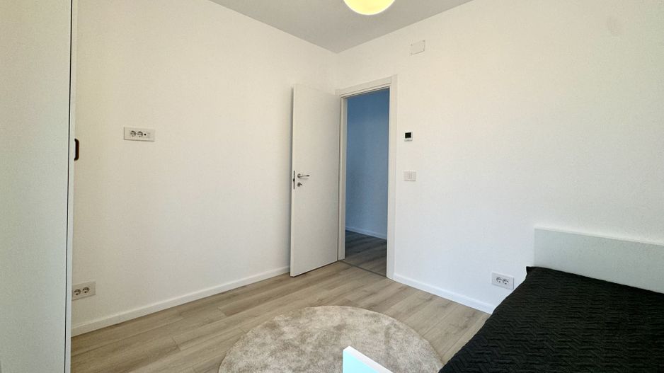 3 camere modern, vedere panormica spre pădurea verde, zona Lipovei - Poză 15