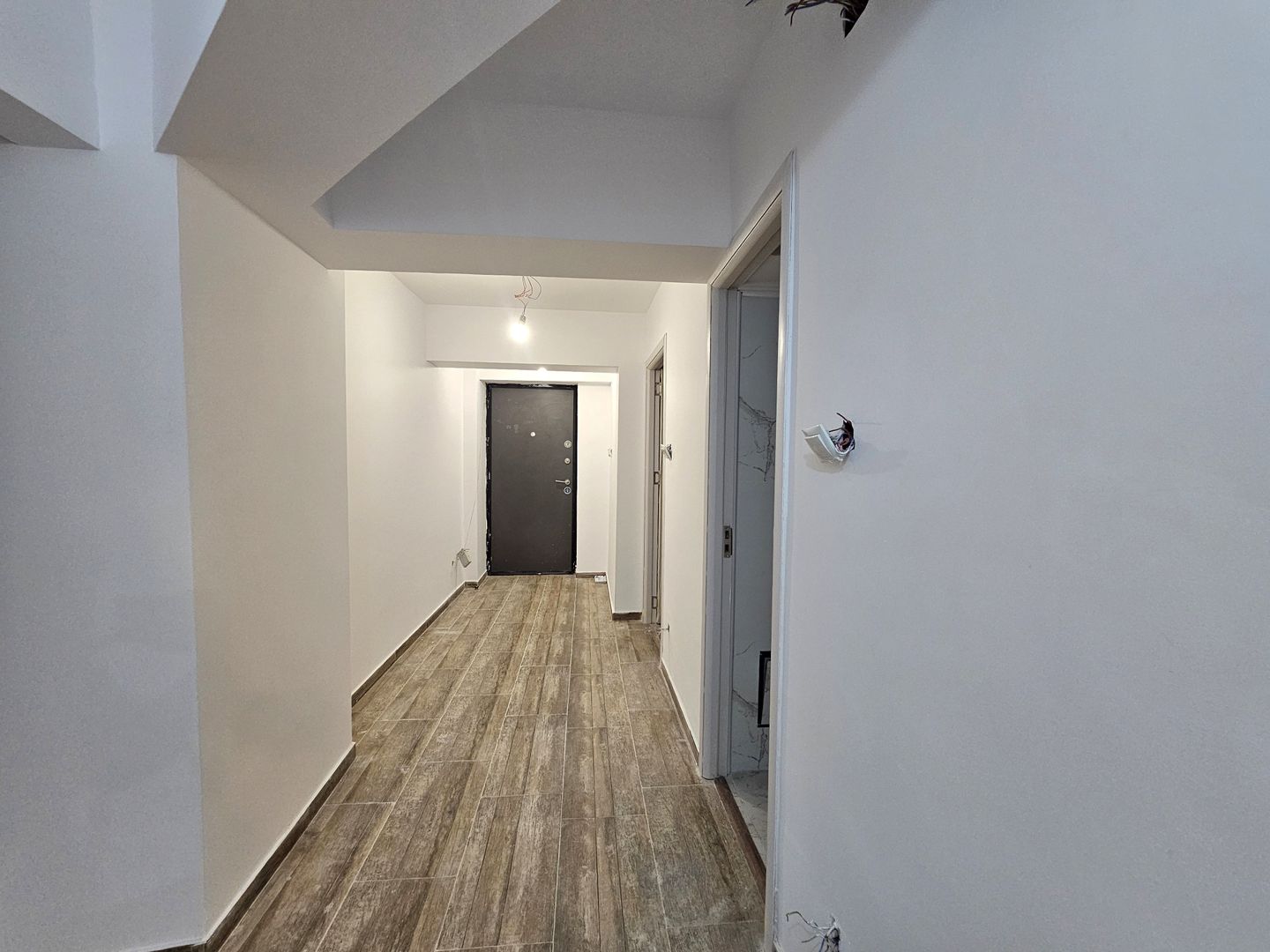 Apartament 3 camere de vânzare – Zona Boema, 98 mp Complet renovat - Poză 10