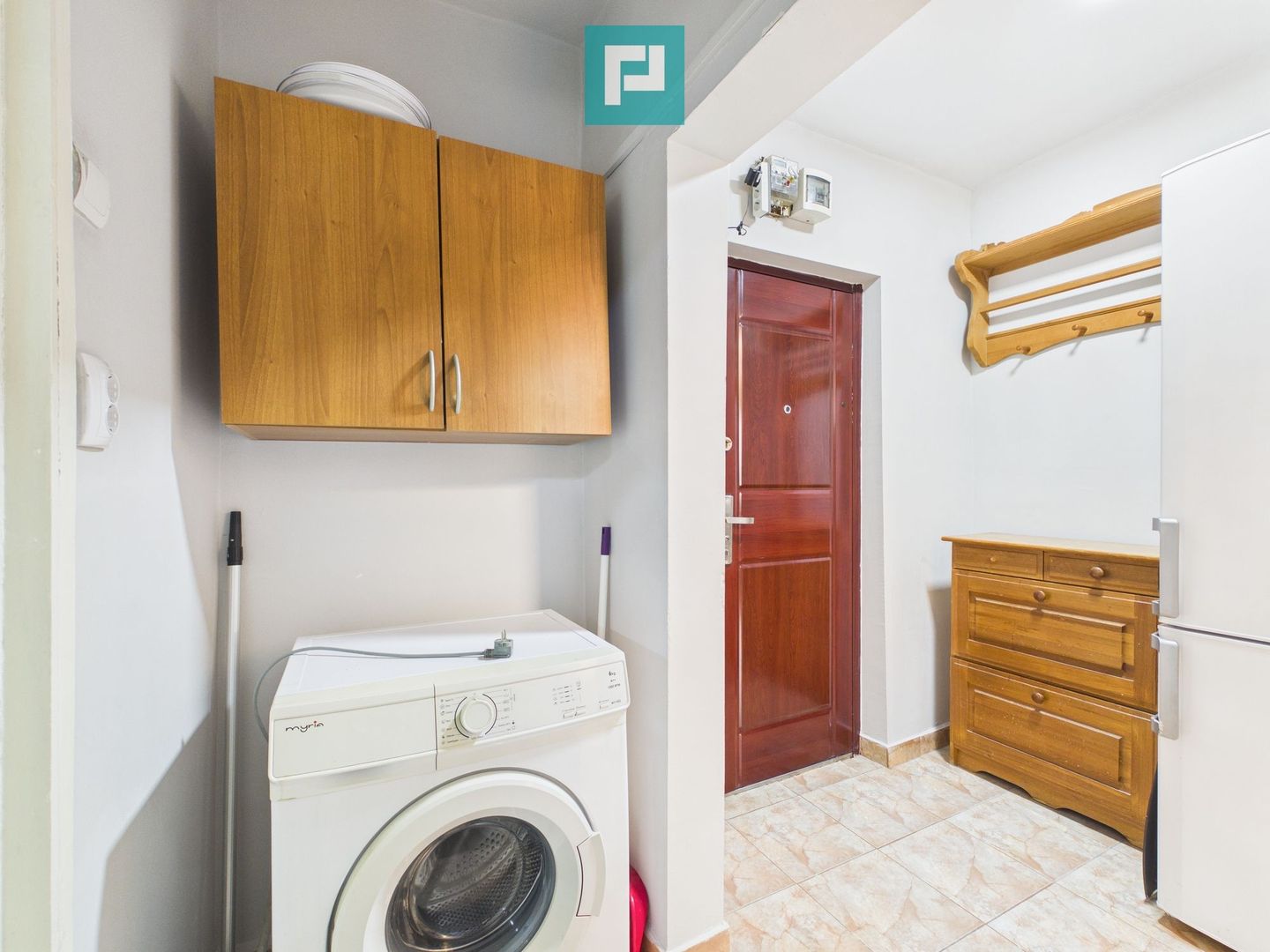 Garsoniera spațioasă, mobilată, Nufărul – Oradea - Poză 5