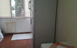 De inchiriat apartament cu 3 camere, zona Bulevard - Poză 4
