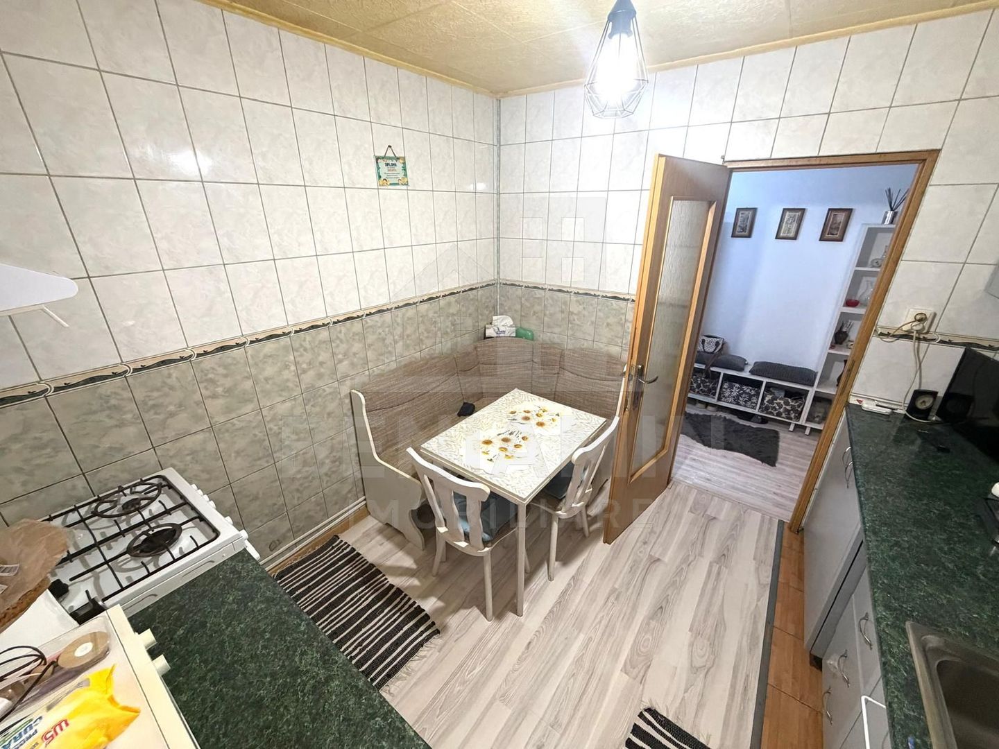 3 camere semidecomandat etaj 3 mobilat utilat - Valea Rosie - 69mp - Poză 5