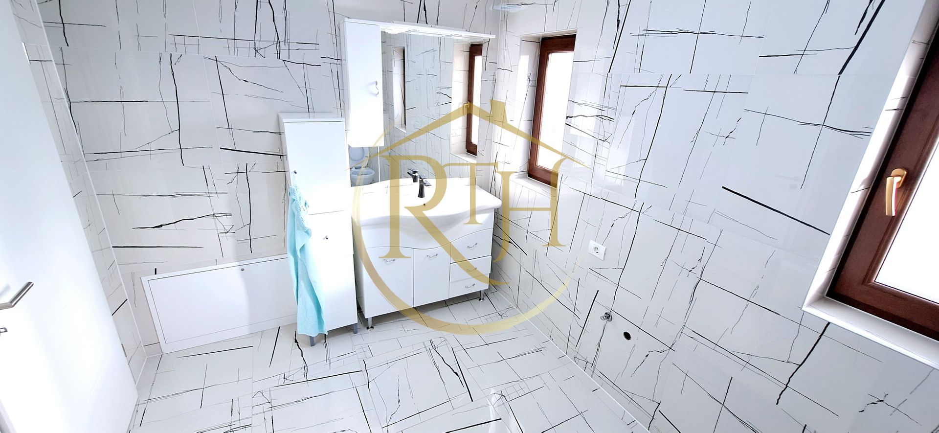 Oferim spre inchiriere Casa-Duplex, cu 5 camere, situata in Chisoda - Poză 18