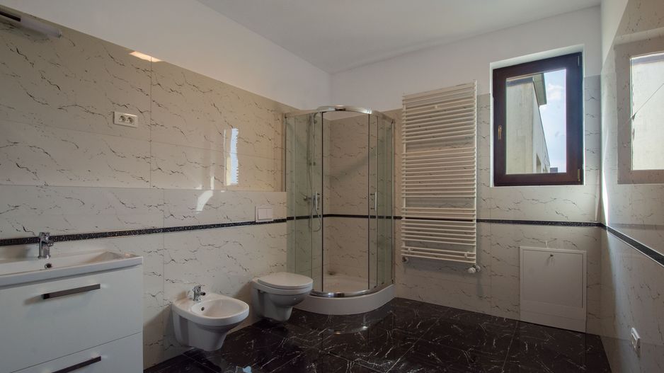 Casa/Vila cu 6 camere ideala rezidential/comerical Ciarda COMISION 0% - Poză 10