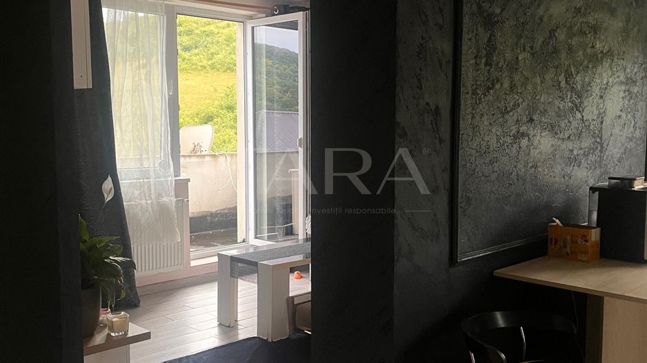 Apartament cu 2 camere - vanzare Zona Vivo - Poză 2