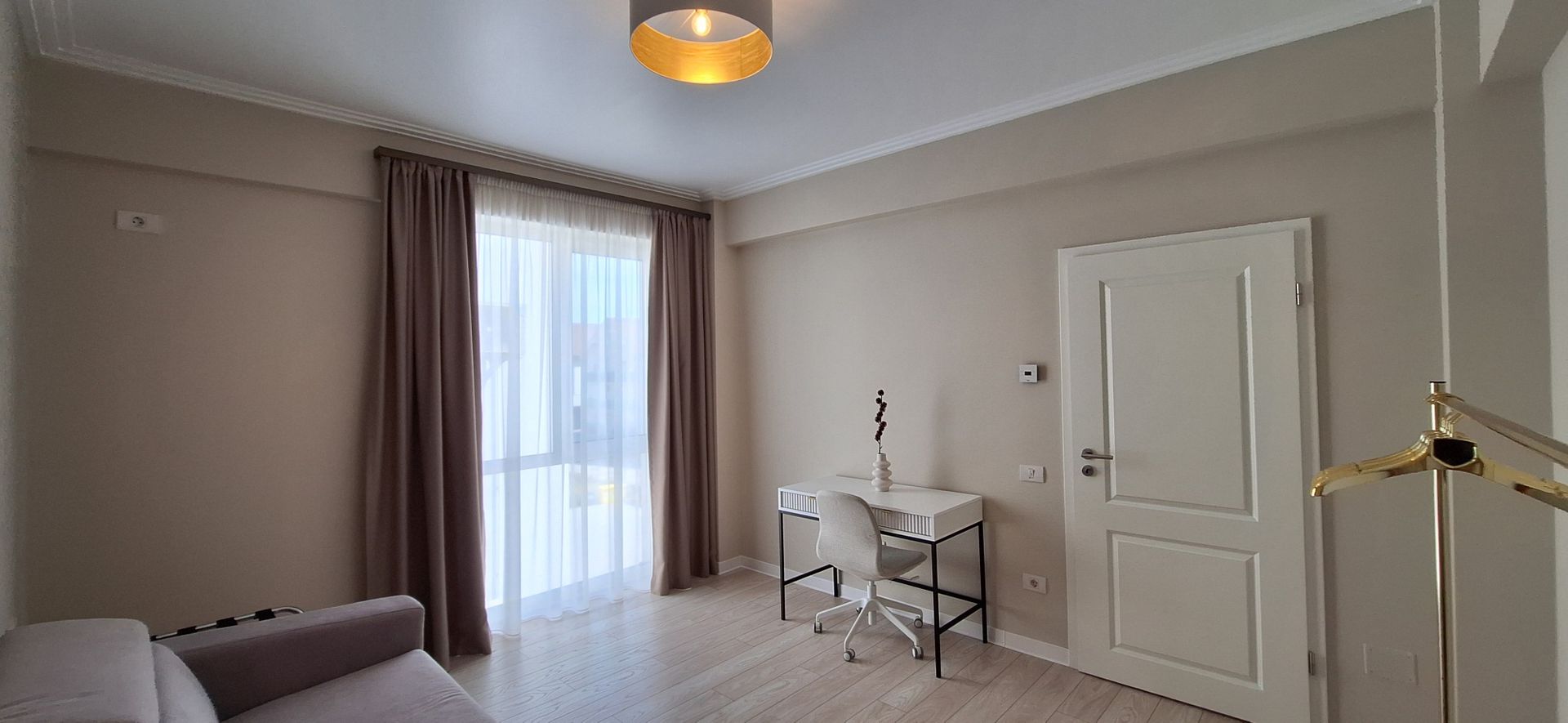 Apartament mobilat si utilat cu 2 locuri de parcare - Poză 20