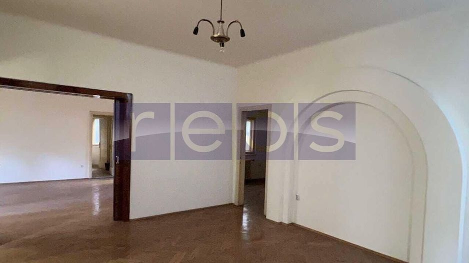 CLĂDIRE INTERBELICĂ ÎN CARTIERUL ICOANEI IDEAL INVESTIȚII - Poză 5