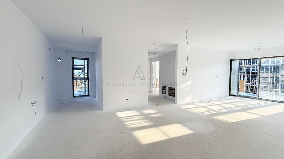 ULTIMUL | 3 Camere 92 MP | Baneasa | Green Lake - Poză 1