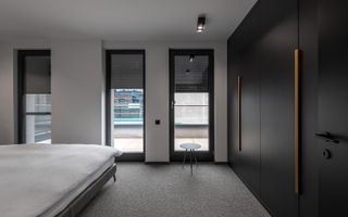 Apartament ultrafinisat la cheie, zona centrala - Poză 12