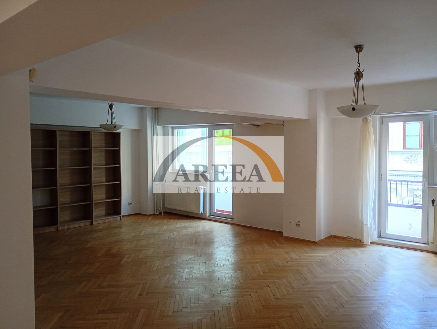Universitate - de inchiriat apartament 4 camere - 120 mp - Poză 1
