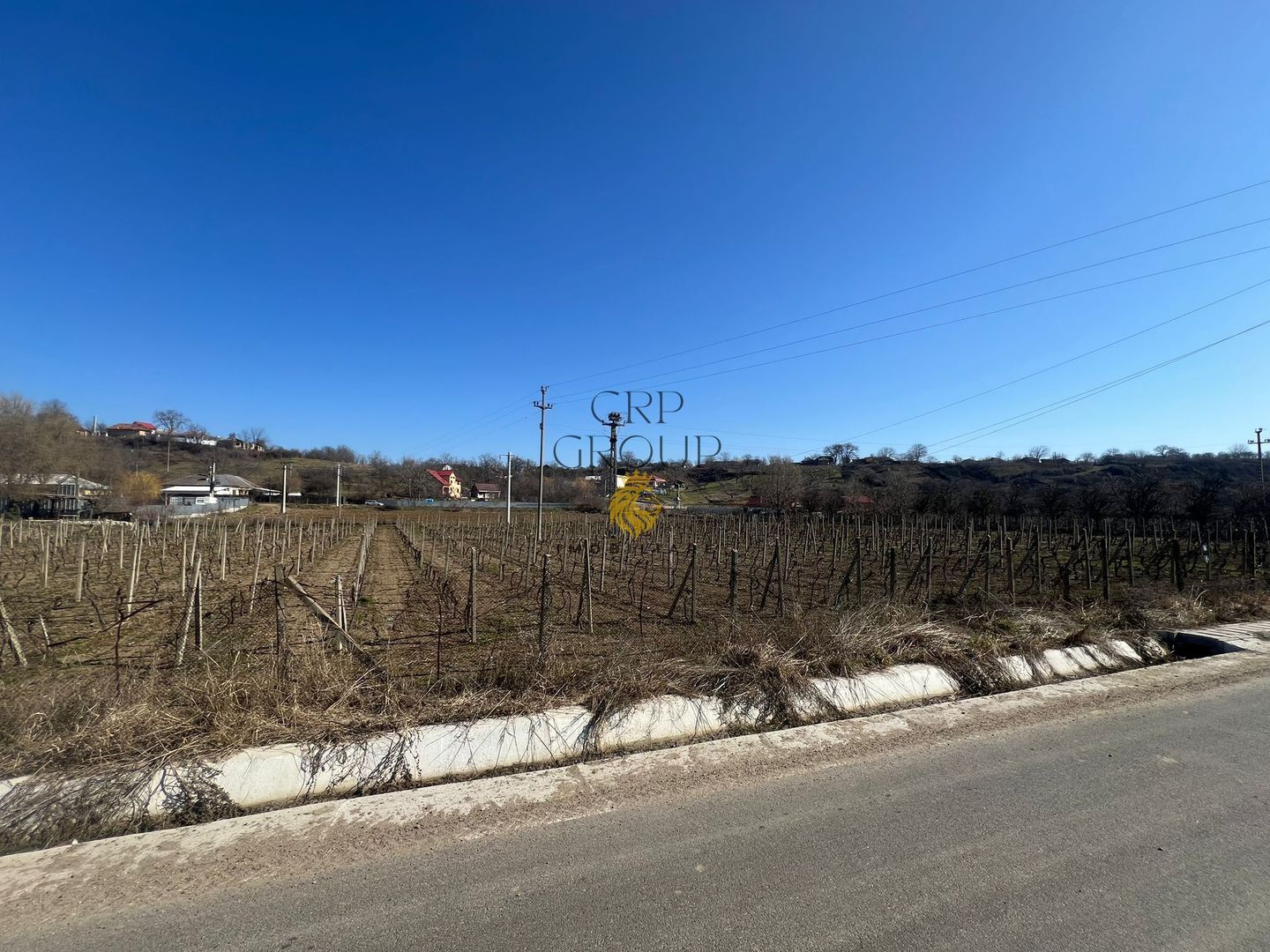 Teren intravilan 2700 mp, deschidere 41 ml, Movilita – Vrancea - Poză 1