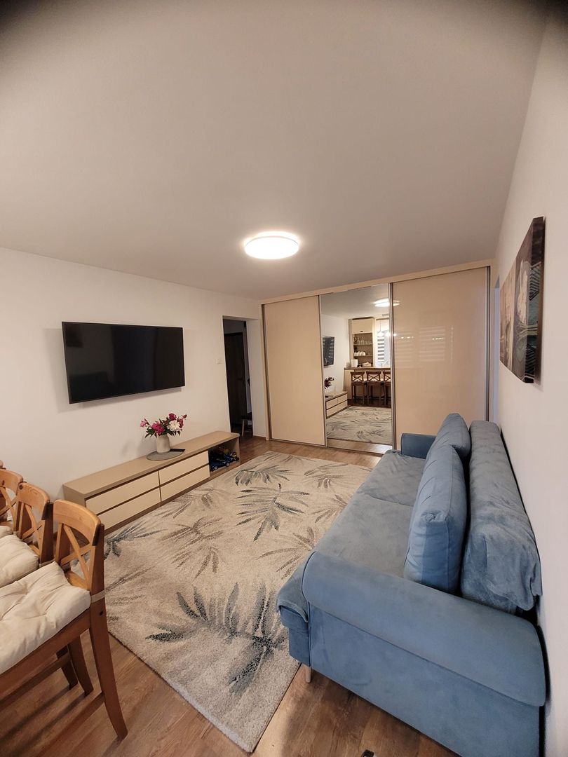 Apartament 2 camere complet renovat,piata Veteranilor,bloc1981 - Poză 1