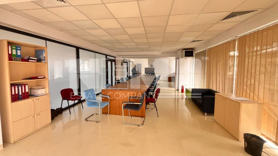 Spatiu Birouri Modern I Suceava/Central  I 170Mp  I 2000Euro+tva/luna - Poză 3