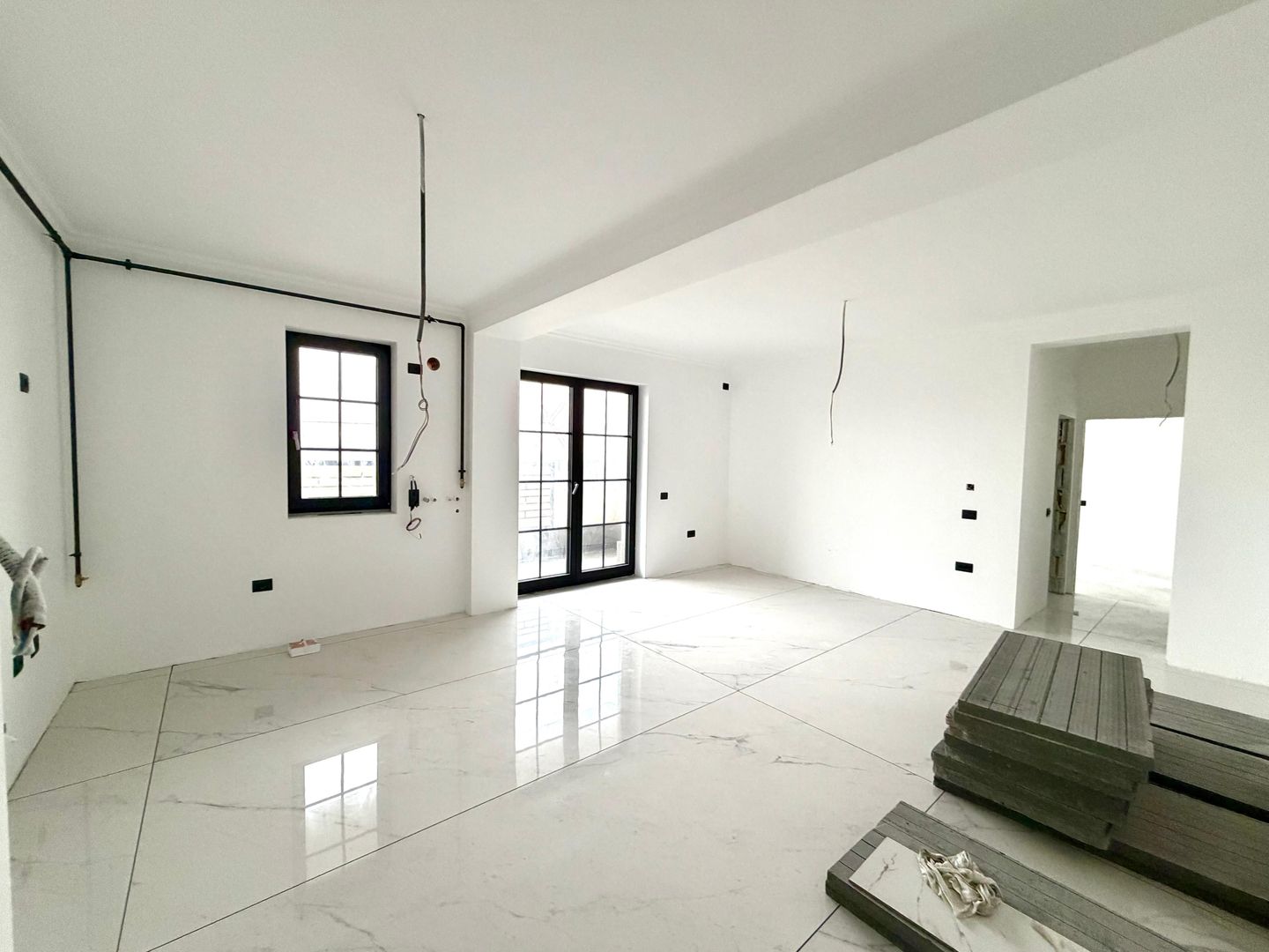 Apartament cu 2 camere - etaj 1 - finisaje premium - Giroc - Poză 1