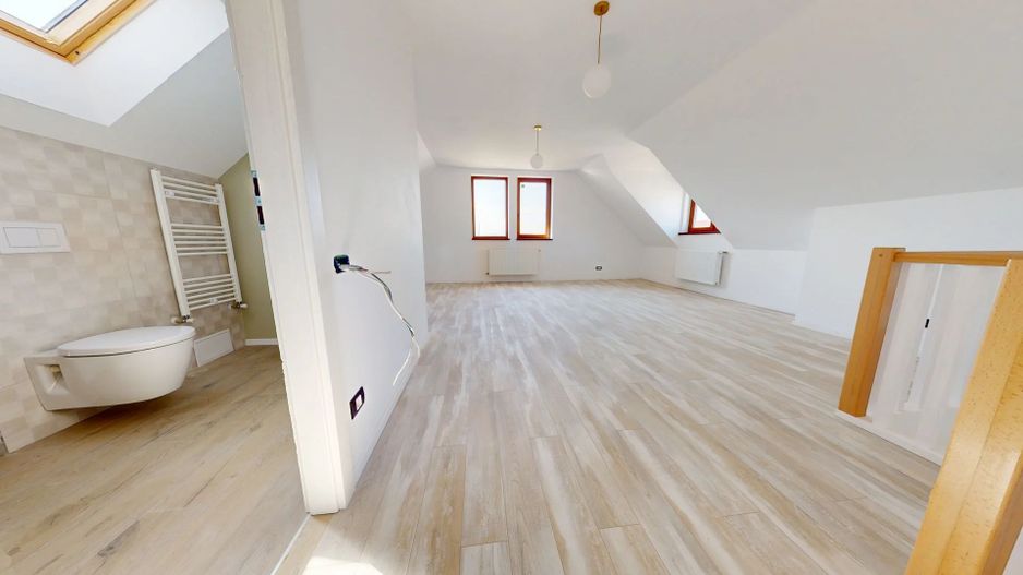 Vila cu stil in Izvor-Tarlungeni - Poză 8